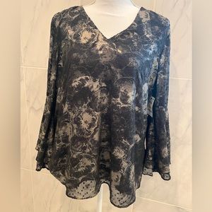 Alfani Women’s Black Rose Shimmer Top Size Medium NWT
